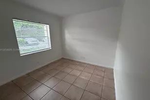 3212 Coral Ridge Dr, Coral Springs, FL 33065 - Photo 4