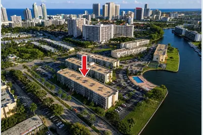 2000 Atlantic Shores Blvd #316, Hallandale Beach, FL 33009 - Photo 10