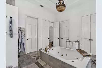 628 N Island, Golden Beach, FL 33160 - Photo 72