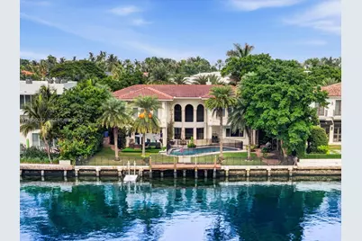 628 N Island, Golden Beach, FL 33160 - Photo 2