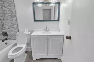 1640 NE 33rd St, Pompano Beach, FL 33064 - Photo 14