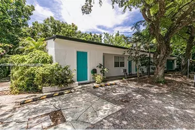 1717 NE 12th St #5, Fort Lauderdale, FL 33304 - Photo 8