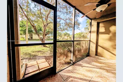 310 Lakeview Dr #105, Weston, FL 33326 - Photo 30