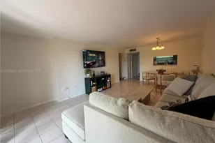 10875 SW 112th Ave, Miami, FL 33176 - Photo 10