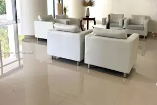 20100 W Country Club Dr, Aventura, FL 33180 - Photo 20