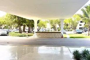 20100 W Country Club Dr, Aventura, FL 33180 - Photo 28