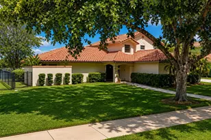 1855 SW 101st Ave, Davie, FL 33324 - Photo 2