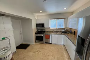 409 91st St, Surfside, FL 33154 - Photo 10