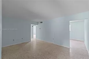 1250 W 26th Pl, Hialeah, FL 33010 - Photo 4