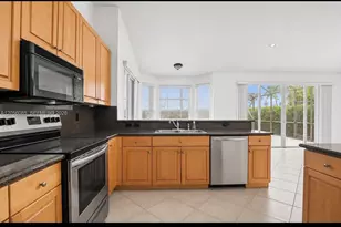 18659 SW 12th St, Pembroke Pines, FL 33029 - Photo 8