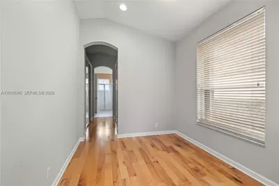 18659 SW 12th St, Pembroke Pines, FL 33029 - Photo 14
