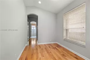 18659 SW 12th St, Pembroke Pines, FL 33029 - Photo 14