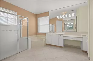 18659 SW 12th St, Pembroke Pines, FL 33029 - Photo 16
