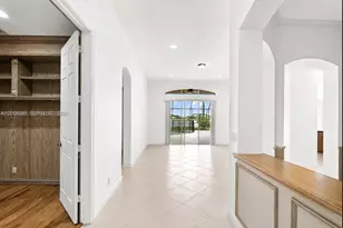 18659 SW 12th St, Pembroke Pines, FL 33029 - Photo 4