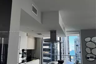 1000 Brickell Plaza, Miami, FL 33131 - Photo 10