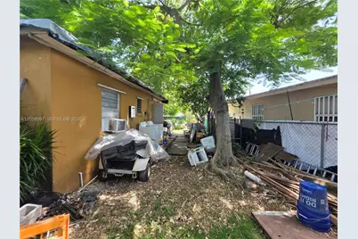 722 SW 3rd Ave, Homestead, FL 33030 - Photo 6