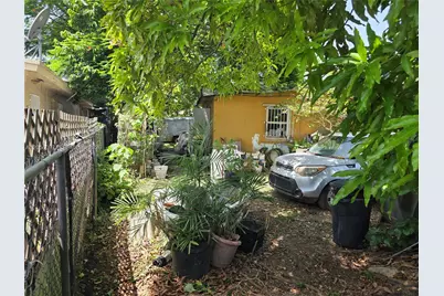 722 SW 3rd Ave, Homestead, FL 33030 - Photo 14