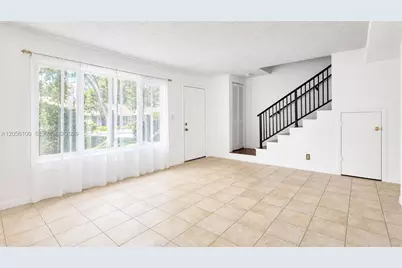 9821 NW 37th St #7F, Sunrise, FL 33351 - Photo 4