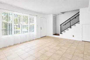 9821 NW 37th St, Sunrise, FL 33351 - Photo 4