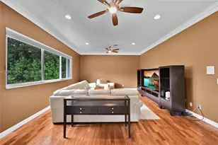 11070 SW 52nd Ct, Davie, FL 33328 - Photo 30