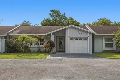 450 E Lakewood Cir E #B, Margate, FL 33063 - Photo 1