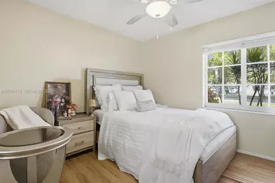 450 E Lakewood Cir E #B, Margate, FL 33063 - Photo 10