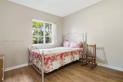450 E Lakewood Cir E #B, Margate, FL 33063 - Photo 16