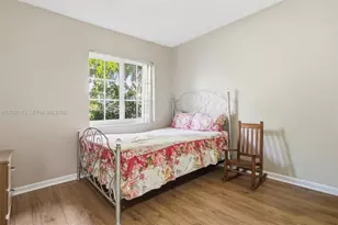 450 E Lakewood Cir E, Margate, FL 33063 - Photo 16