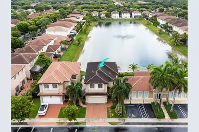 4401 NW 113th Ct, Doral, FL 33178 - Photo 4