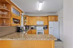4401 NW 113th Ct, Doral, FL 33178 - Photo 12