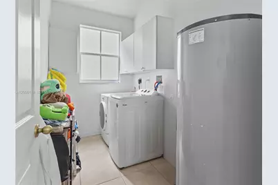 4401 NW 113th Ct, Doral, FL 33178 - Photo 18