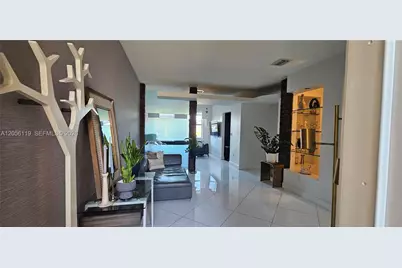 11271 NW 75th Ln, Doral, FL 33178 - Photo 4