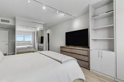 500 Bayview Dr #822, Sunny Isles Beach, FL 33160 - Photo 40