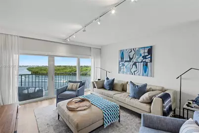 500 Bayview Dr #822, Sunny Isles Beach, FL 33160 - Photo 18
