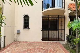 1607 NE 105th St, Miami Shores, FL 33138 - Photo 2