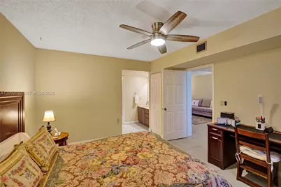 1713 Whitehall Dr #304, Davie, FL 33324 - Photo 14