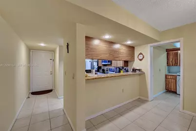 1713 Whitehall Dr #304, Davie, FL 33324 - Photo 26