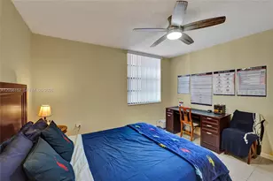 1713 Whitehall Dr, Davie, FL 33324 - Photo 6