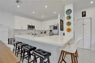 1216 Chinaberry Dr, Weston, FL 33327 - Photo 28