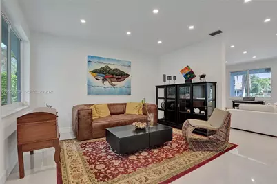 1216 Chinaberry Dr, Weston, FL 33327 - Photo 12