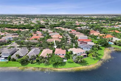 1216 Chinaberry Dr, Weston, FL 33327 - Photo 104