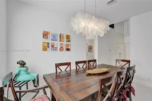 1216 Chinaberry Dr, Weston, FL 33327 - Photo 10