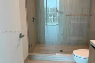 2411 Laguna Cir, Miami, FL 33181 - Photo 26