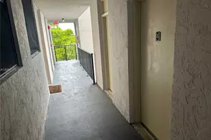 12590 NE 16th Ave, North Miami, FL 33161 - Photo 10
