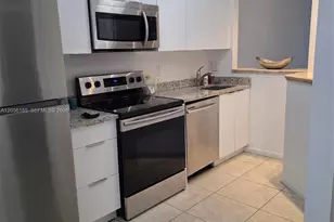 3686 NW 83rd Ln, Sunrise, FL 33351 - Photo 2