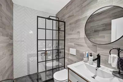545 NE 9th Ave, Fort Lauderdale, FL 33301 - Photo 36
