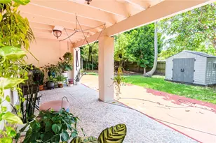 9920 Pan American Dr, Cutler Bay, FL 33189 - Photo 4