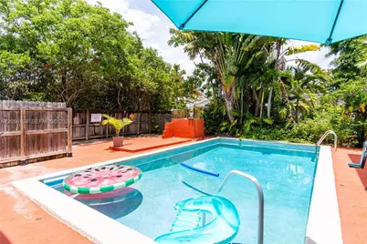 9920 Pan American Dr, Cutler Bay, FL 33189 - Photo 44