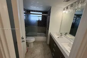 1770 NE 191st St, Miami, FL 33179 - Photo 12