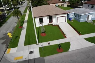 130 NW 28th Terrace, Fort Lauderdale, FL 33311 - Photo 2